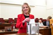 Αλλαγή σελίδας στον ΣΥΡΙΖΑ: Νέα επικεφαλής της ΚΟ η Ρένα Δούρου - «Να αγαπάς την ευθύνη»