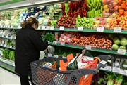 Μειώσεις τιμών σε 1.740 προϊόντα: Οι λίστες και τα ποσοστά έκπτωσης ανά κωδικό