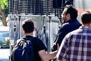 Λιποθύμησε ο Φίλιππος Καμπούρης στα κρατητήρια - Μεταφέρθηκε εσπευσμένα στο νοσοκομείο