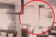 Βίντεο ντοκουμέντο από τον Άγιο Παντελεήμονα: Άγνωστοι επιτέθηκαν με μολότοφ σε καφετέρια