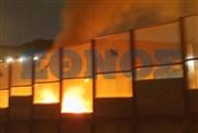 Φωτιά σε όχημα στην Αττική Οδό: Δυσχέρεια στην κυκλοφορία - Εικόνες από το σημείο