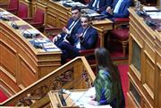 Μία άτυπη, διακομματική συμμαχία απέναντι στον σεξιστικό και κακοποιητικό λόγο