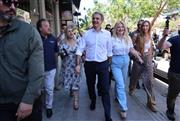Η… μάχη για την ψήφο των μισθωτών: Πού εστιάζει η κυβέρνηση - Τι λένε Τσίπρας και Ανδρουλάκης
