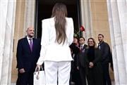 Πρέσβεις των ΗΠΑ στην Ελλάδα: Κάποτε έδιναν χαστούκια σε υπουργούς, τώρα ένα βράδυ στα μπουζούκια και δρόμο…