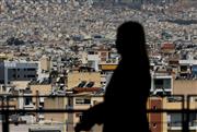 Ακριβότερο χρήμα, ακριβότερη κατοικία: Ποιος πληρώνει τελικά το κόστος των επιτοκίων;