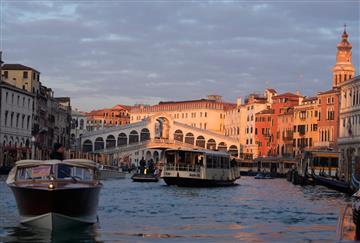 article square background image