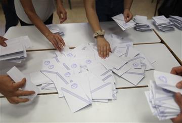 article square background image