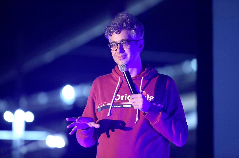 Δημήτρης Χριστοφορίδης «Η κωμωδία, όπως και το δράμα, είναι μέρος της ζωής και δεν θ' αλλάξει και πόλεμος να γίνει» λέει ο Δημήτρης Χριστοφορίδης (NDP)