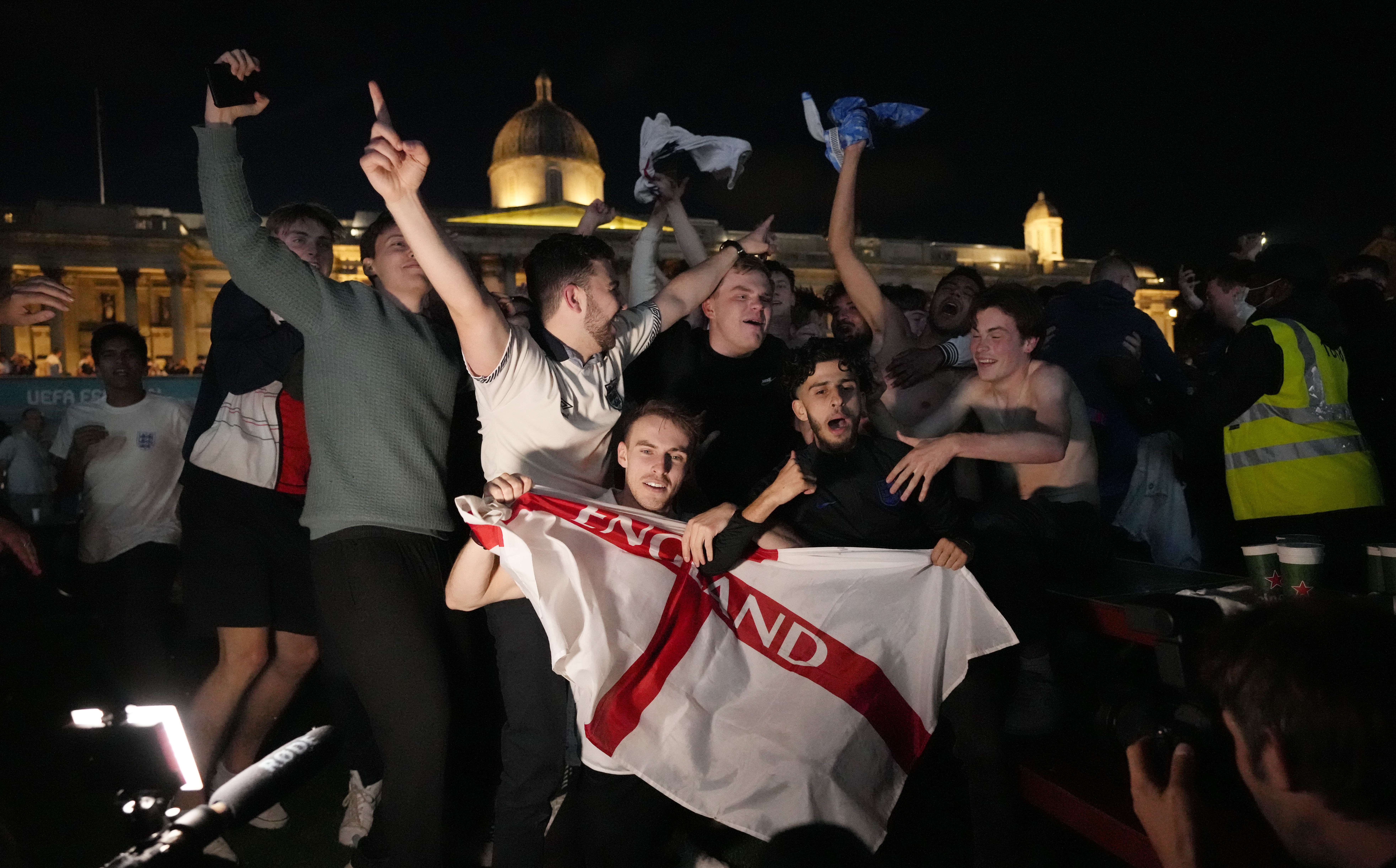 AP21188792918548.jpg AP21188792918548.jpg