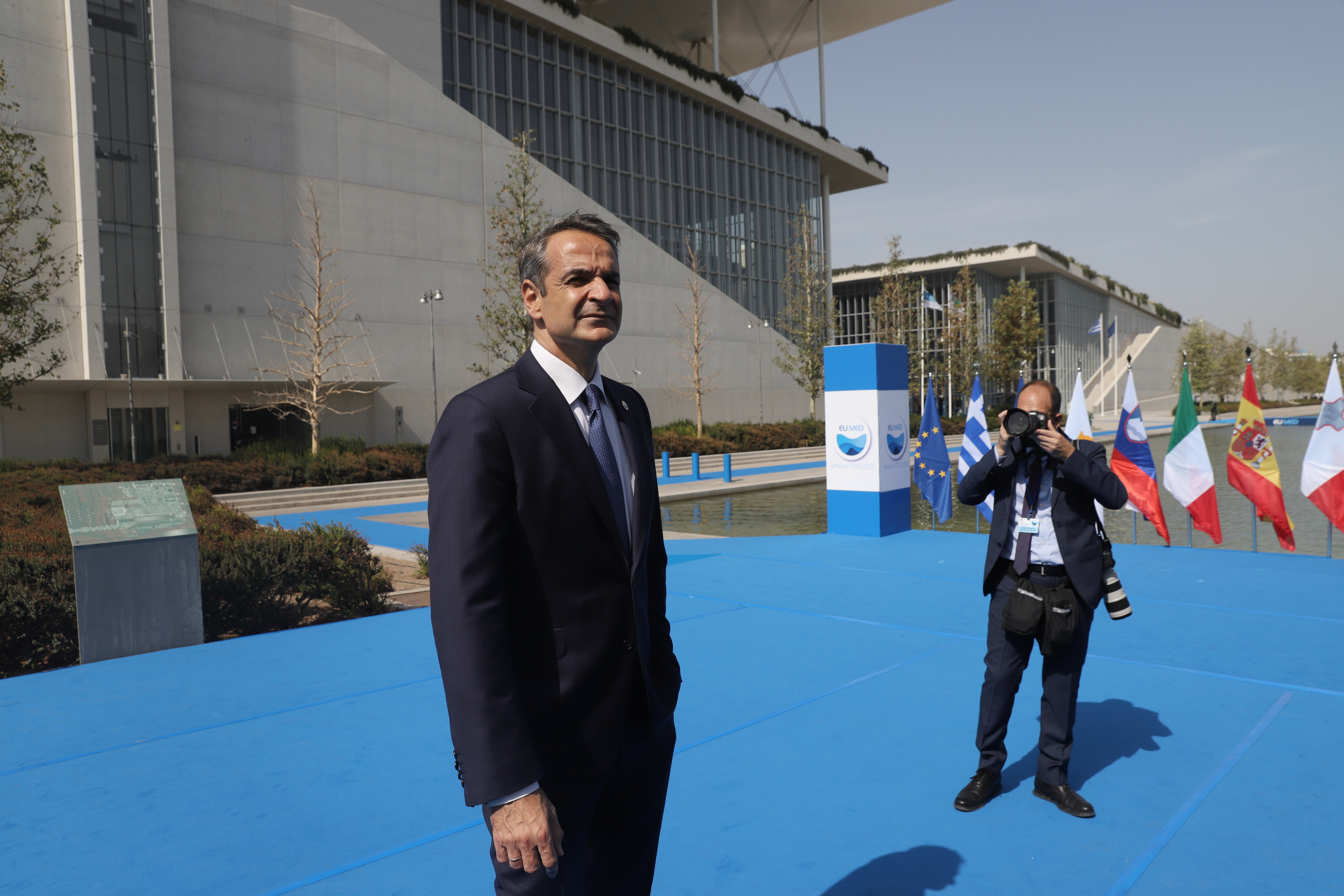 eumed6.jpg eumed6.jpg