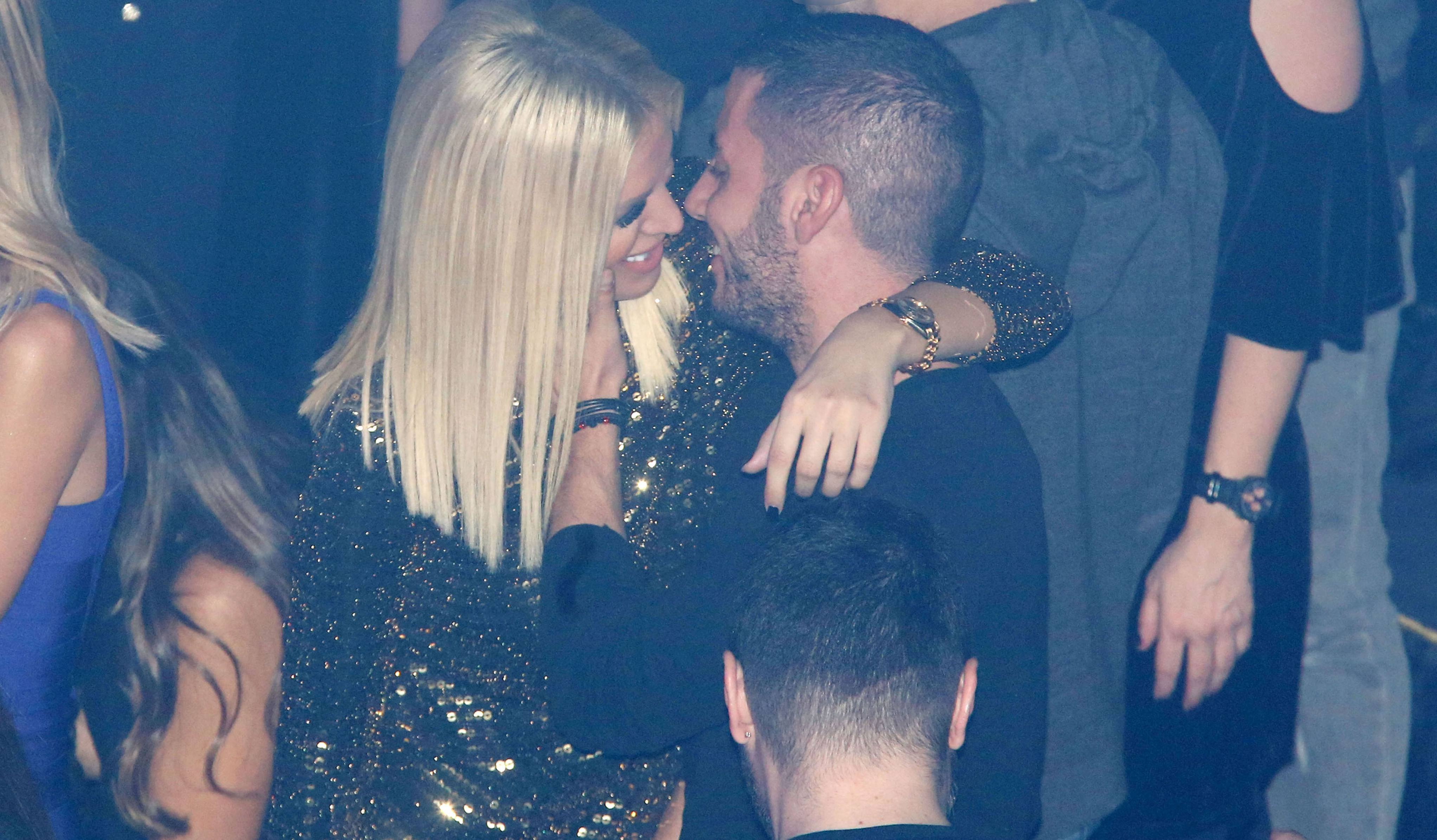 4667_katerina_kenoyrgioy_nasos_anastasopoylos_25112018_1.jpg 4667_katerina_kenoyrgioy_nasos_anastasopoylos_25112018_1.jpg