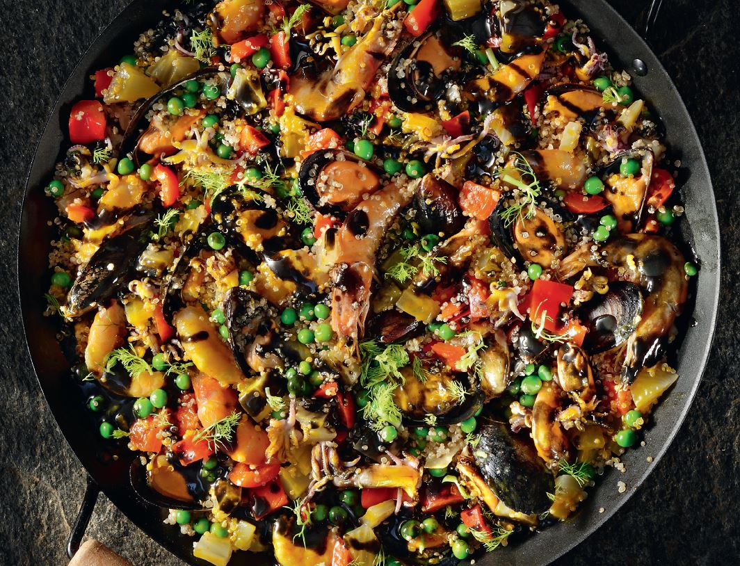 paegia.jpg Παέγια με κινόα, θαλασσινά, φινόκιο και μελάνι