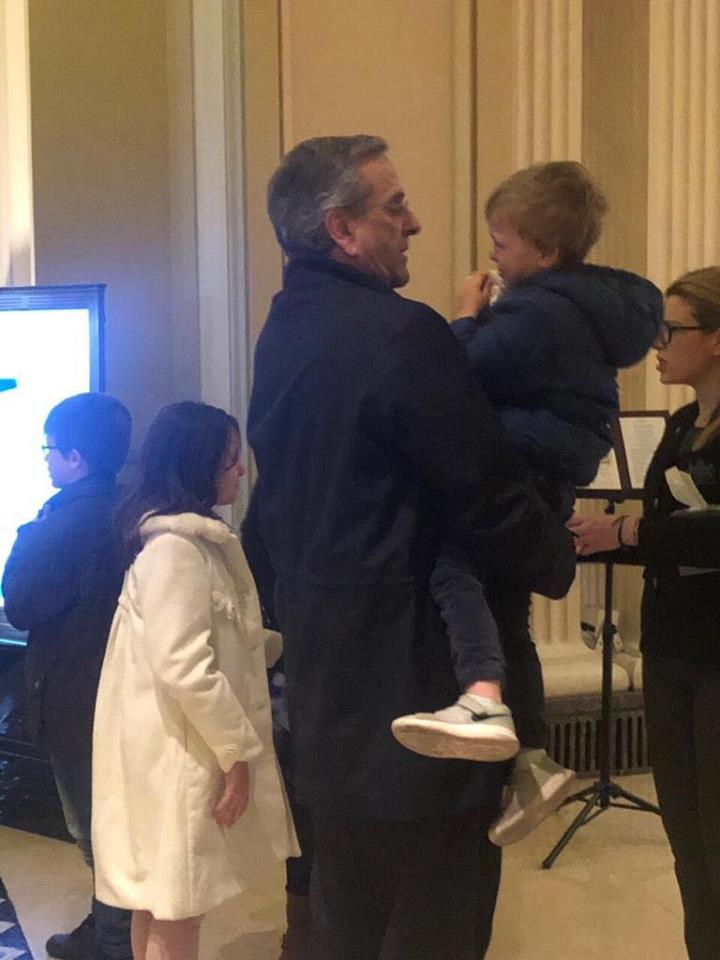 samaras-paidaki.jpg samaras-paidaki.jpg