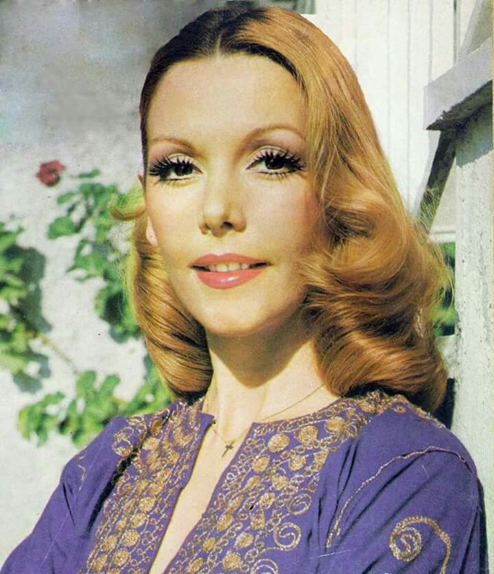 Τόνια Καζιάνη Τόνια Καζιάνη