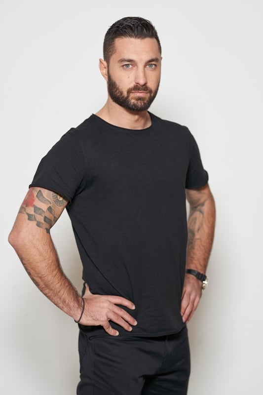 toni_stayratis.jpg toni_stayratis.jpg