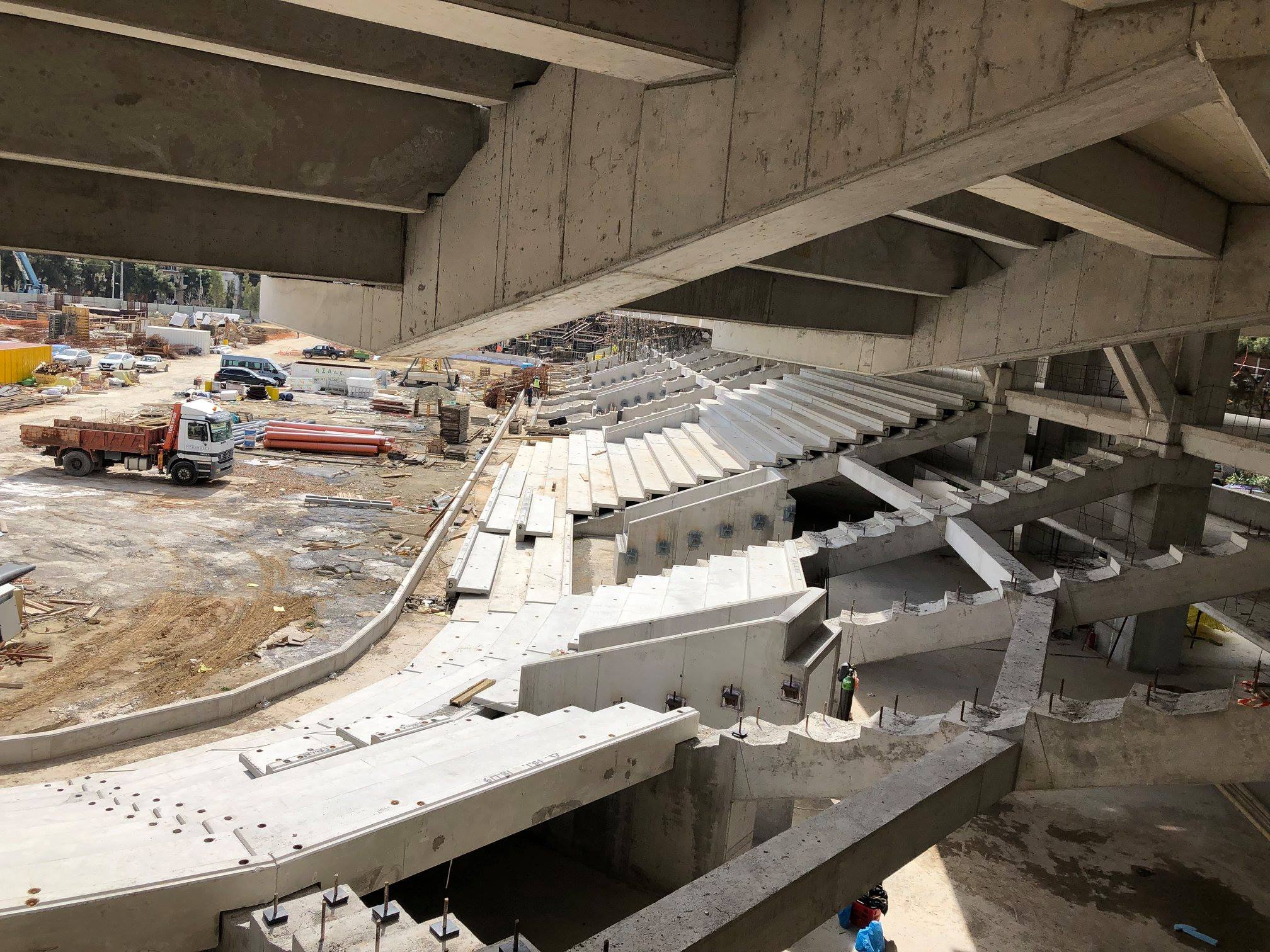 gipedo-aek5.jpg gipedo-aek5.jpg