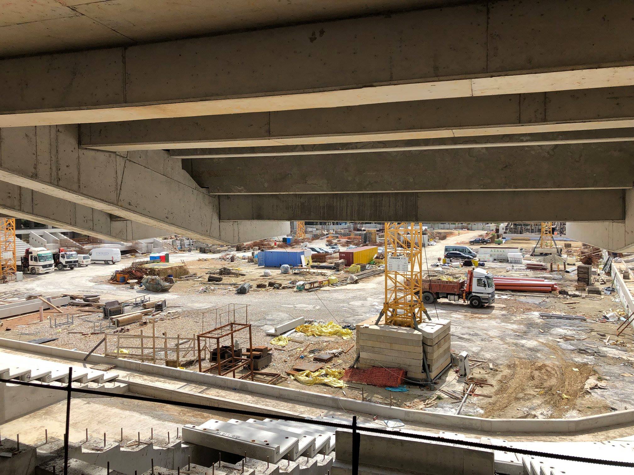 gipedo-aek6.jpg gipedo-aek6.jpg