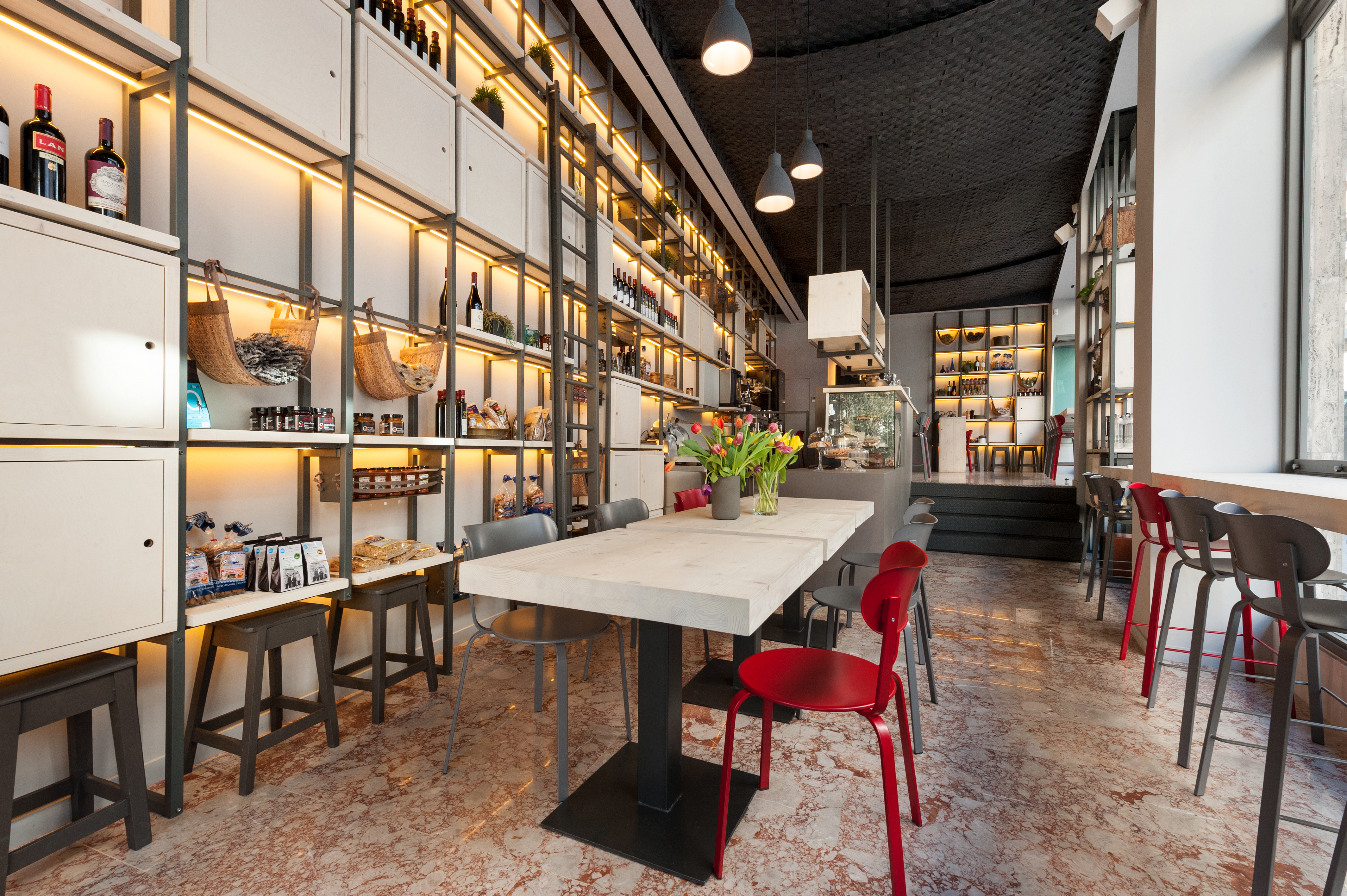 gargareta2.jpg gargareta2.jpg