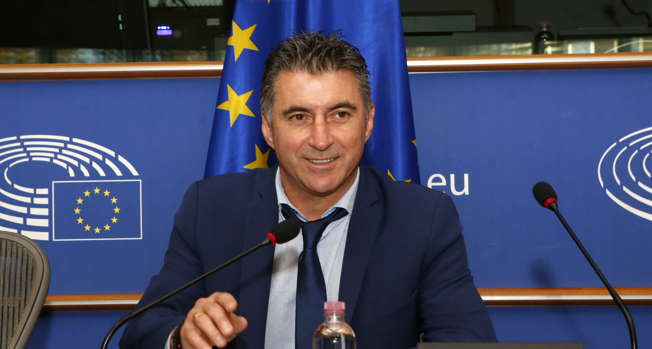 Θοδωρής Ζαγοράκης (NDP photo) Θοδωρής Ζαγοράκης