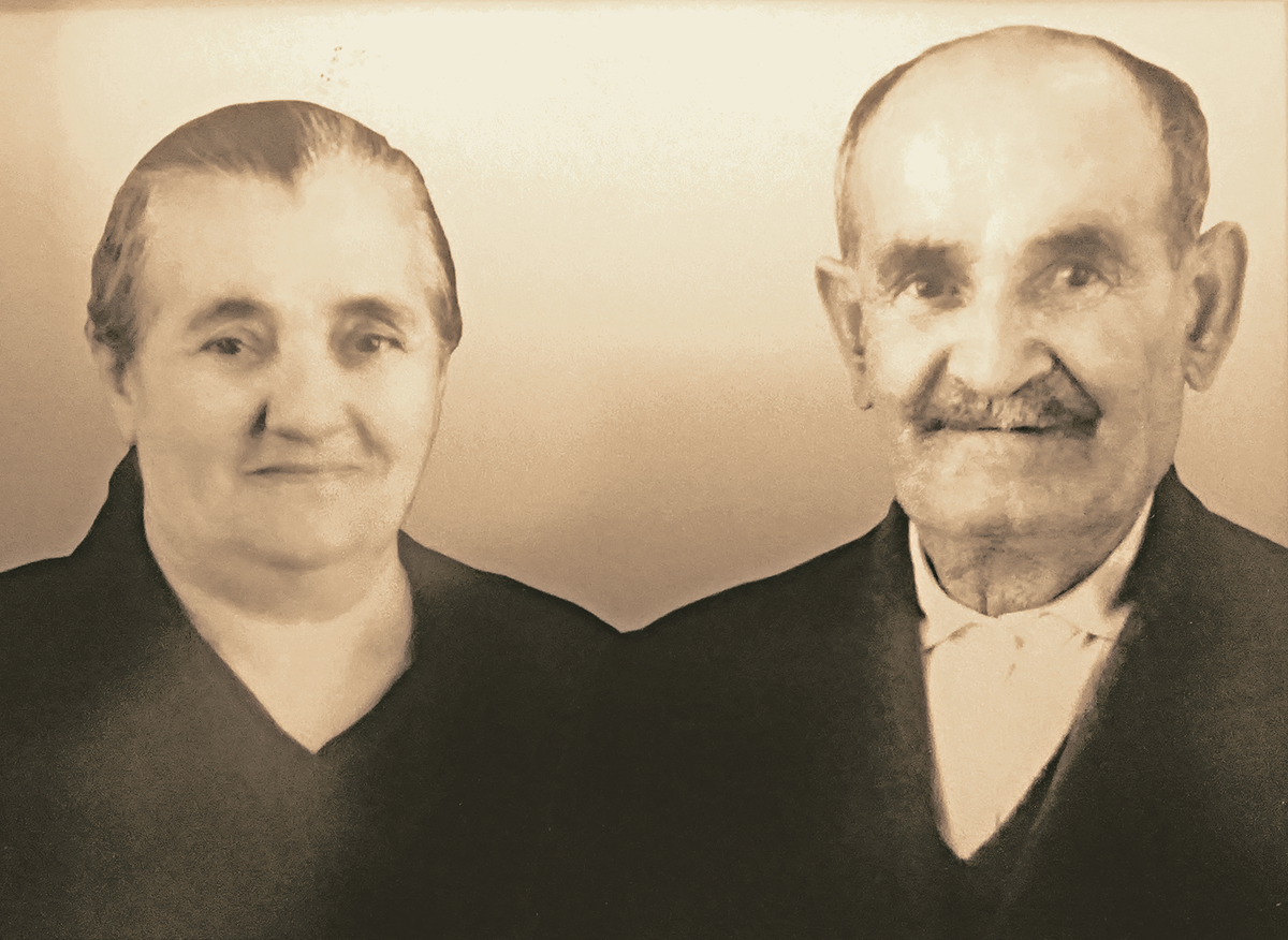  Ο Βασίλης Καλλινίδης και η σύζυγός του φιλοξένησαν δύο παιδάκια στον Αγιο Παντελεήµονα Κιλκίς