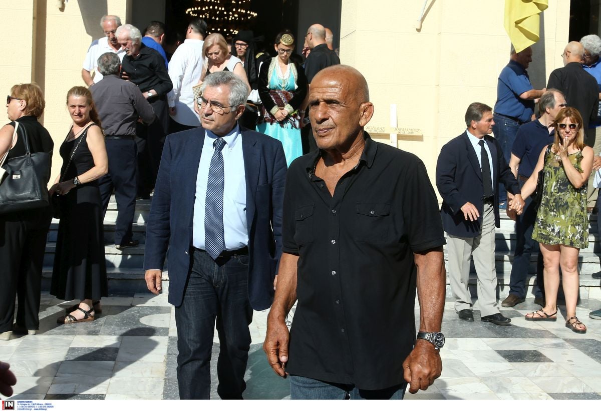 2158220.jpg 2158220.jpg