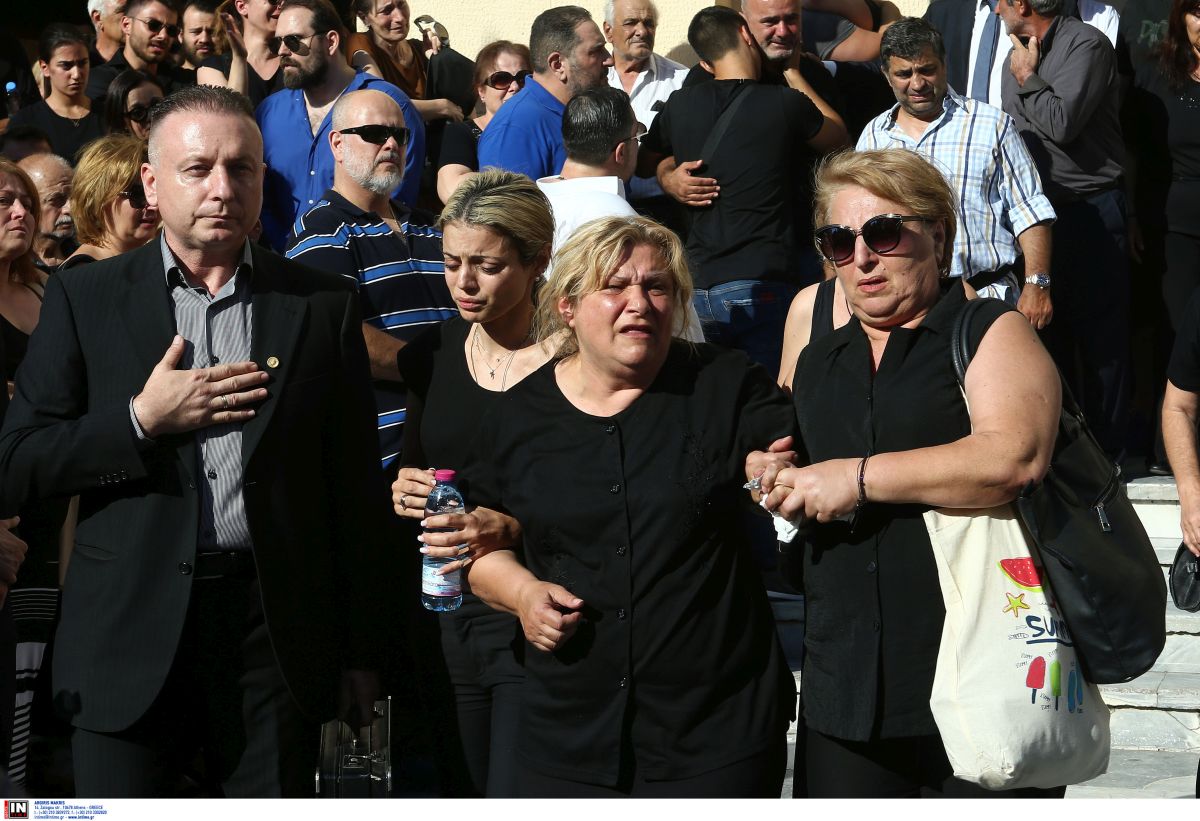 2158249.jpg 2158249.jpg