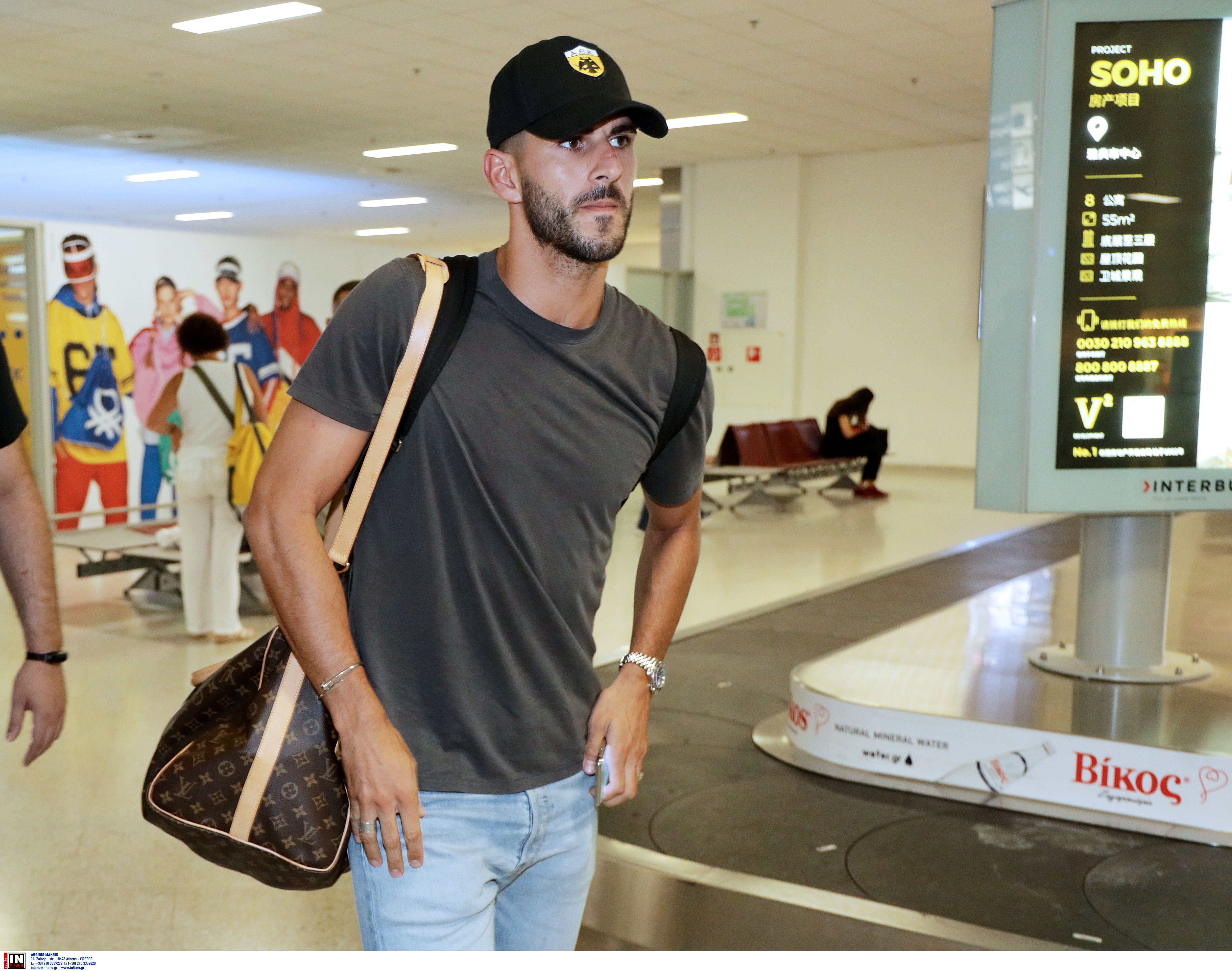 2172344.jpg 2172344.jpg