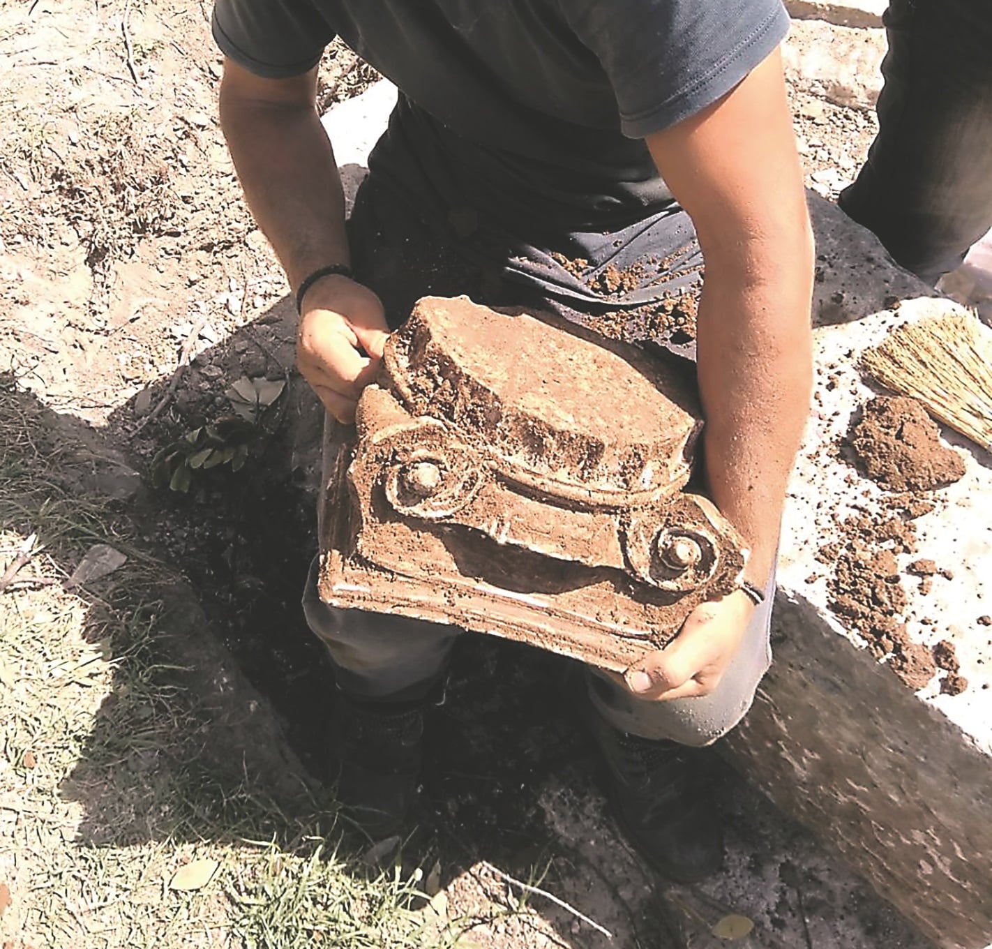 28_2_17y.jpg 28_2_17y.jpg