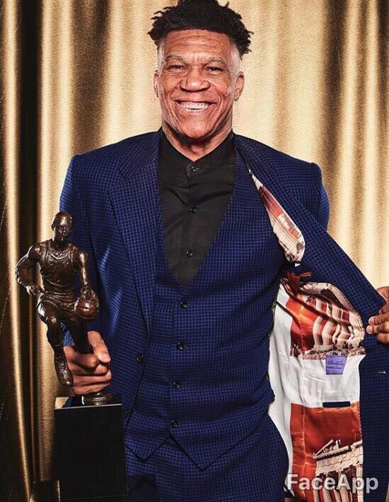 faceapp_-_antetokoympo.jpg FaceApp celebrities, Γιάννης Αντετοκούνμπο