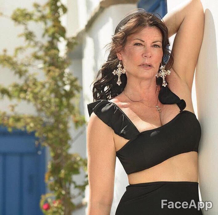 faceapp_-_korinthioy.jpg FaceApp celebrities, Μαρία Κορινθίου