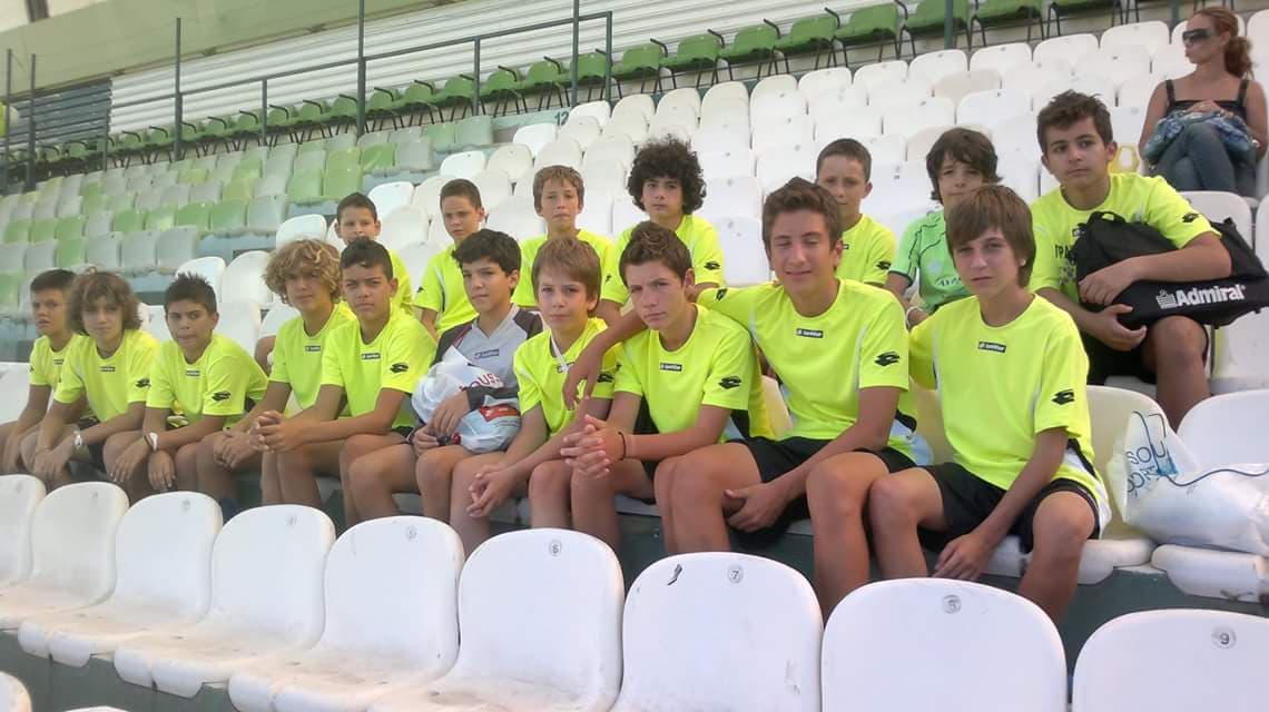 Μπουζούκης-Ακαδημία