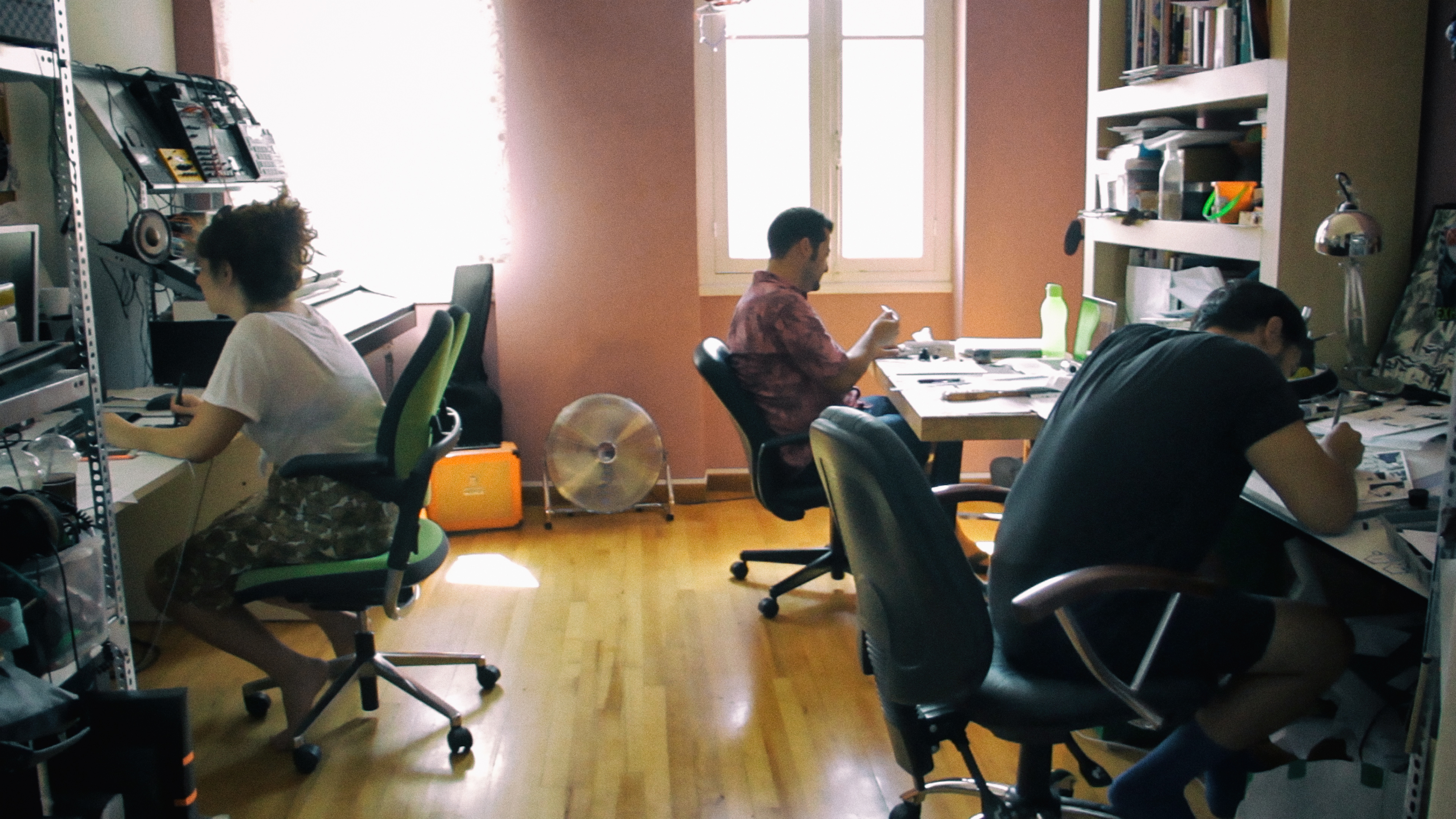 i_omada1.jpg i_omada1.jpg