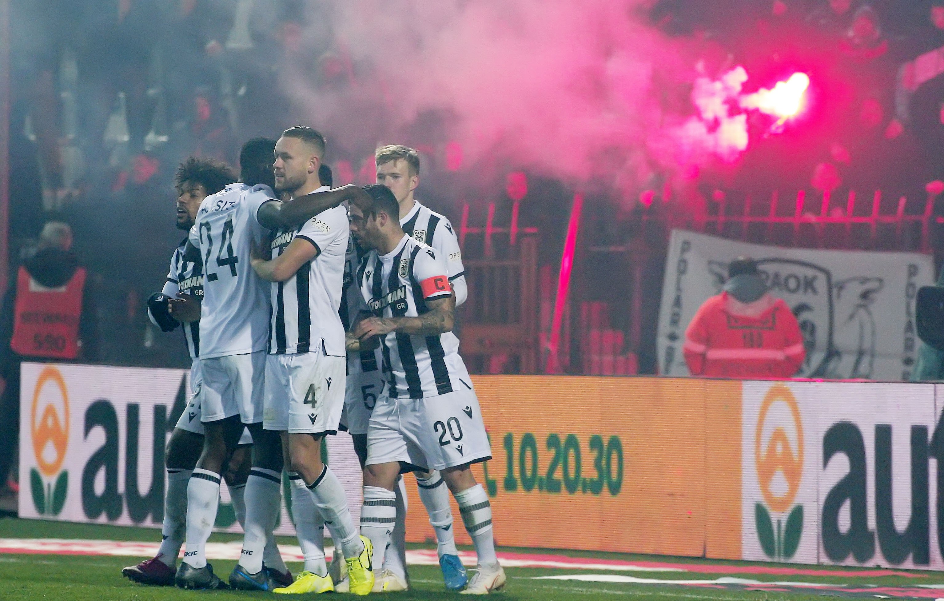 2813368.jpg 2813368.jpg