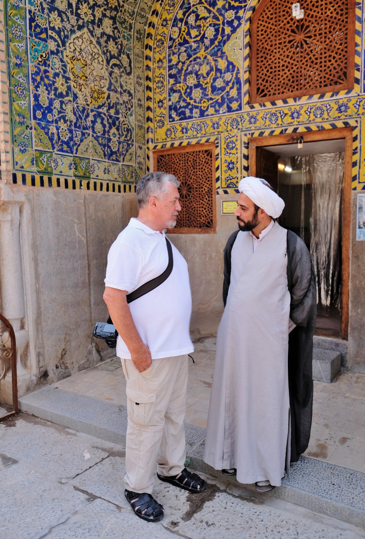 6._siraz-synomilia_me_ton_imami_.jpg 6._siraz-synomilia_me_ton_imami_.jpg