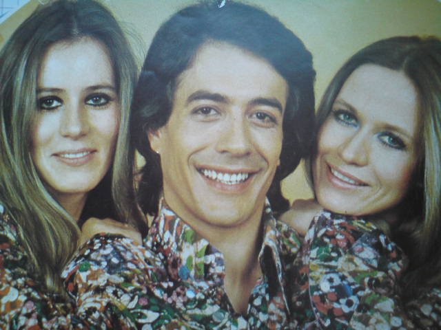 aderfes_mprogier_kai_dakis.jpg aderfes_mprogier_kai_dakis.jpg