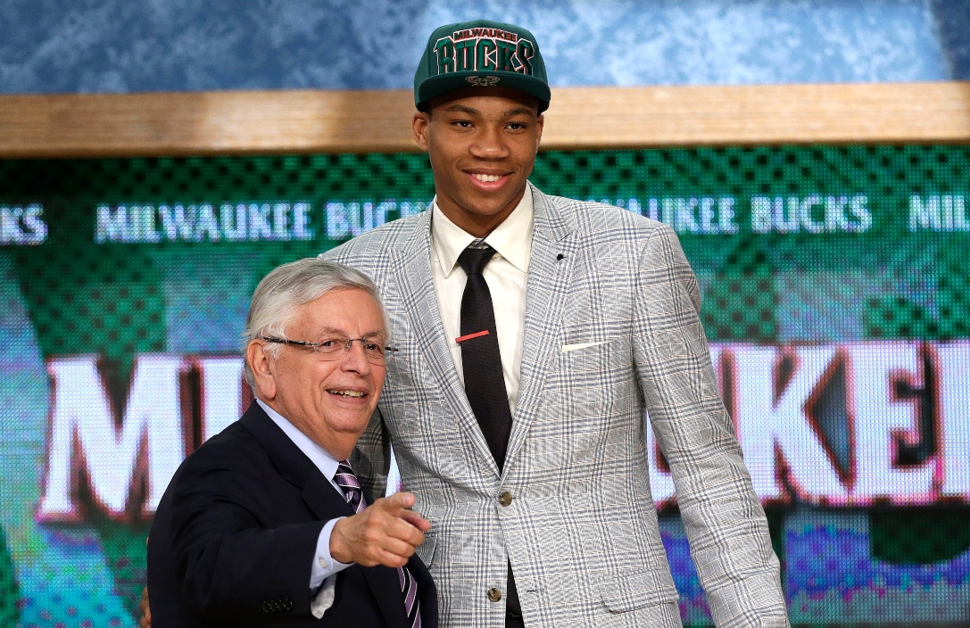 ap_300880144740_1.jpg ap_300880144740_1.jpg