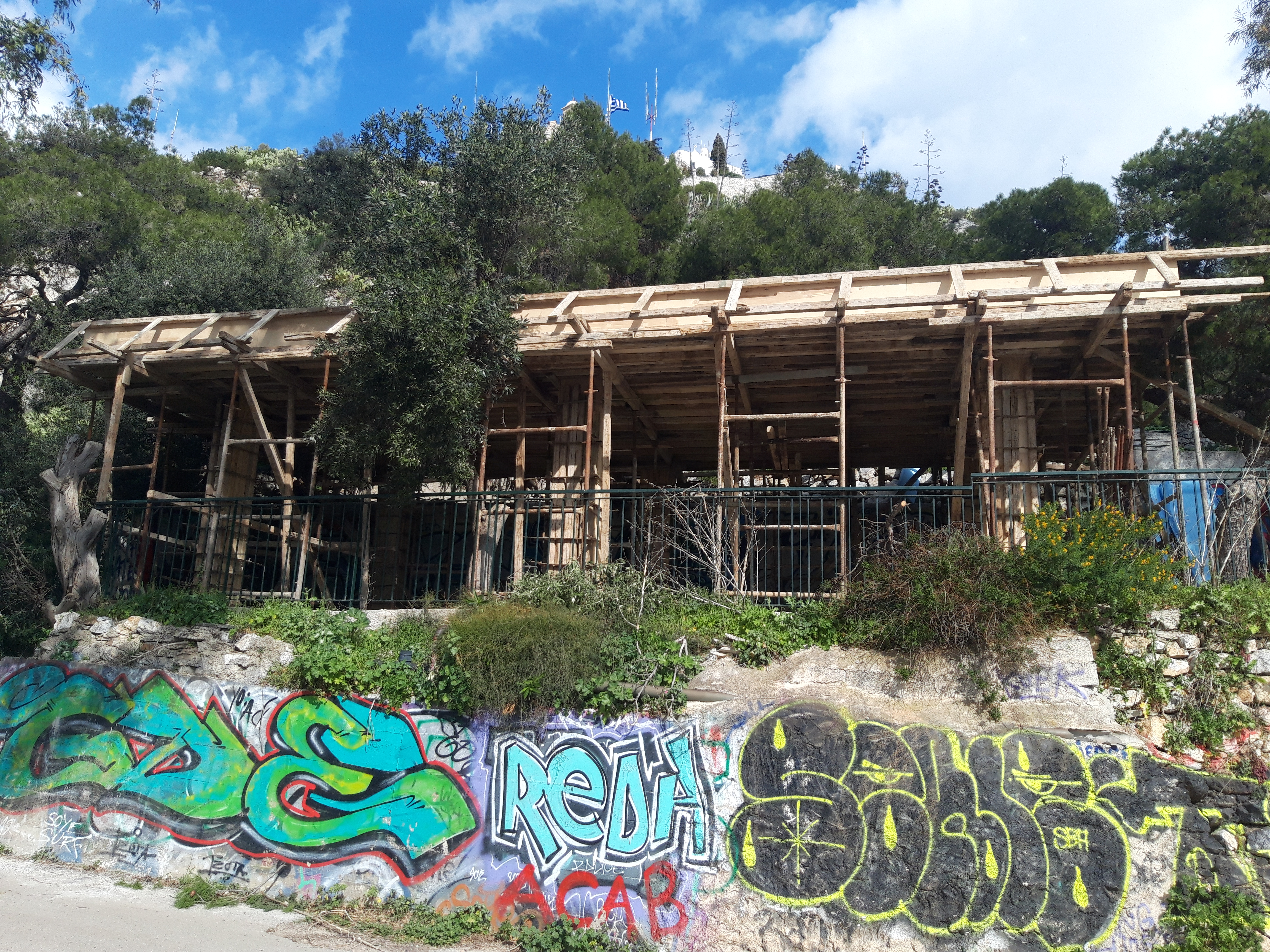 prasini-tenta2.jpg prasini-tenta2.jpg