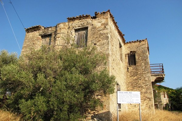 pyrgospito5.jpg pyrgospito5.jpg