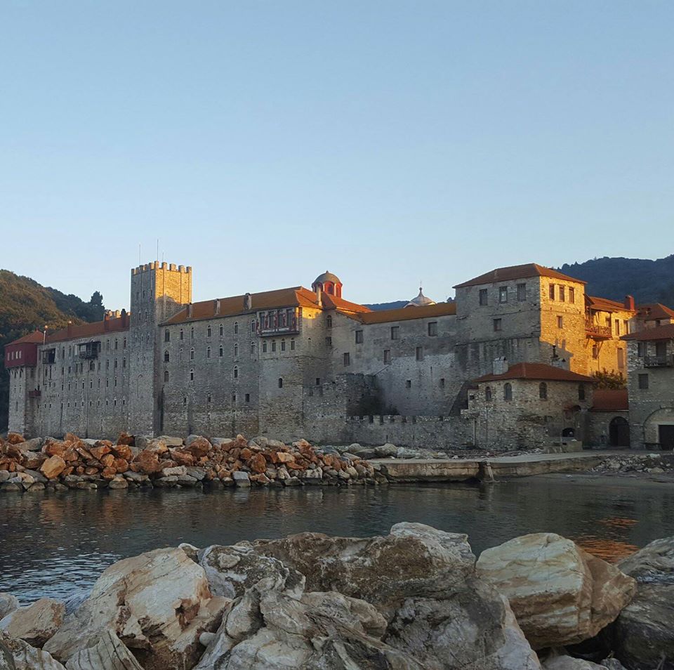 esfigmenoy-zilotes2.jpg esfigmenoy-zilotes2.jpg