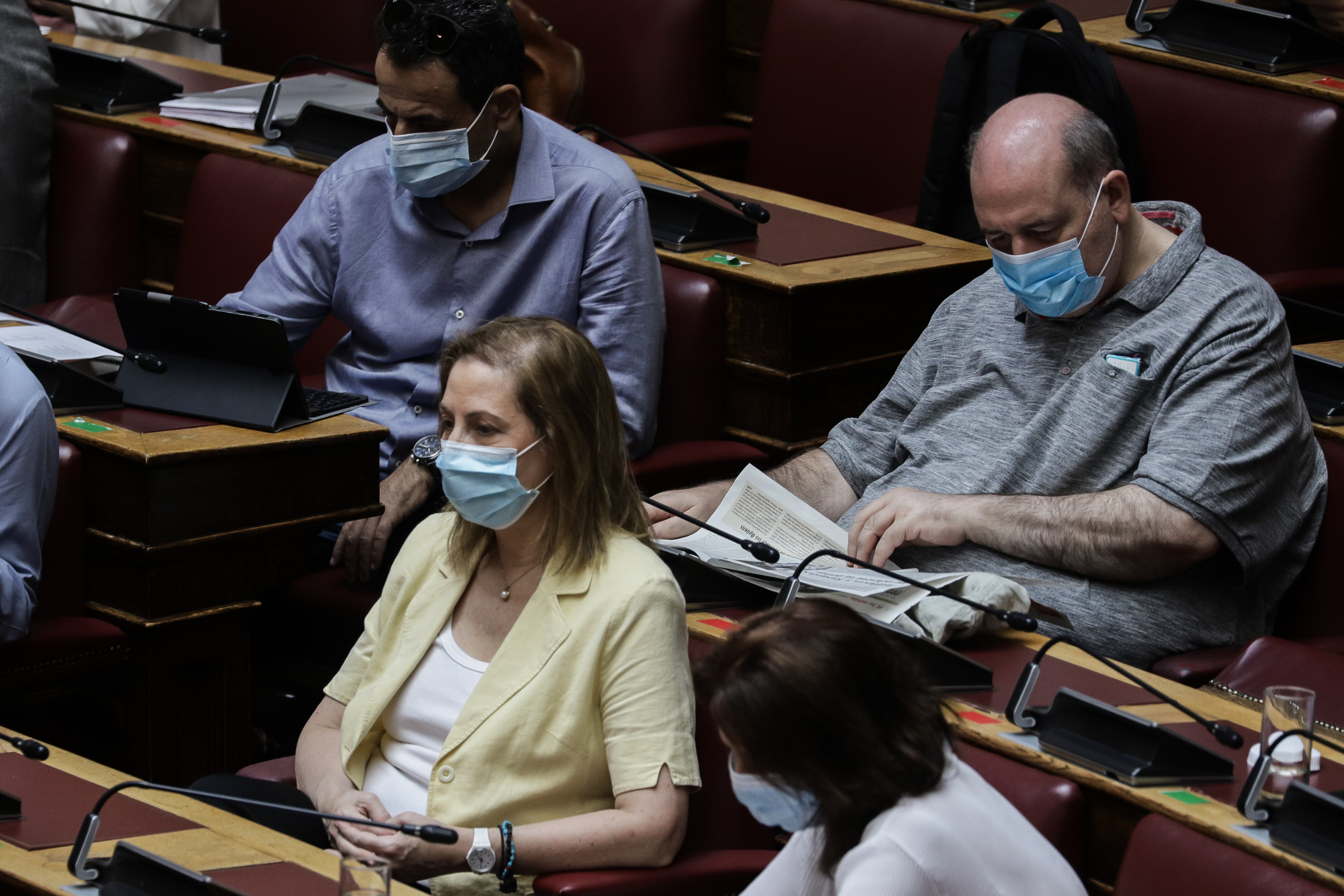 vouli3.jpg vouli3.jpg