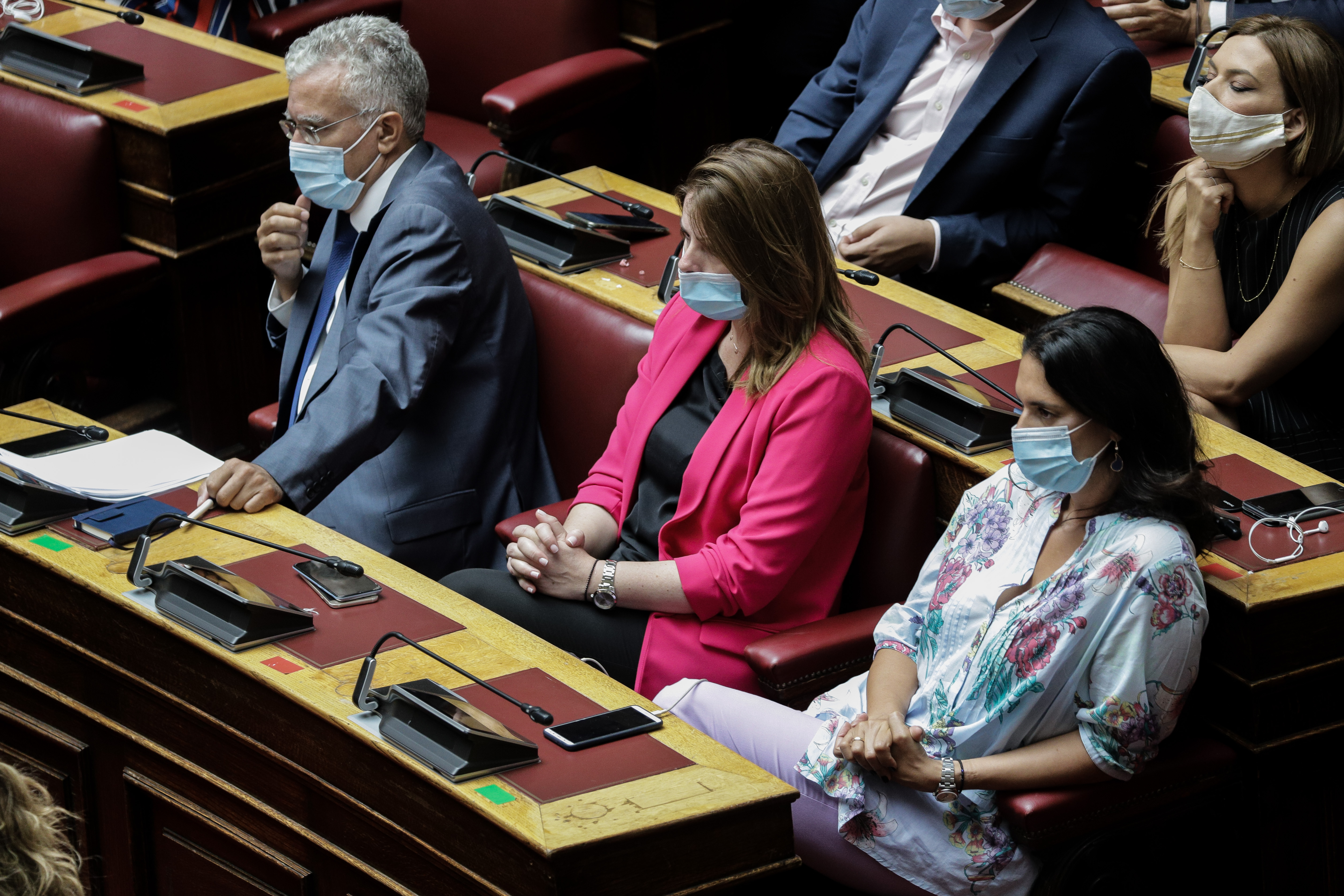 vouli6.jpg vouli6.jpg