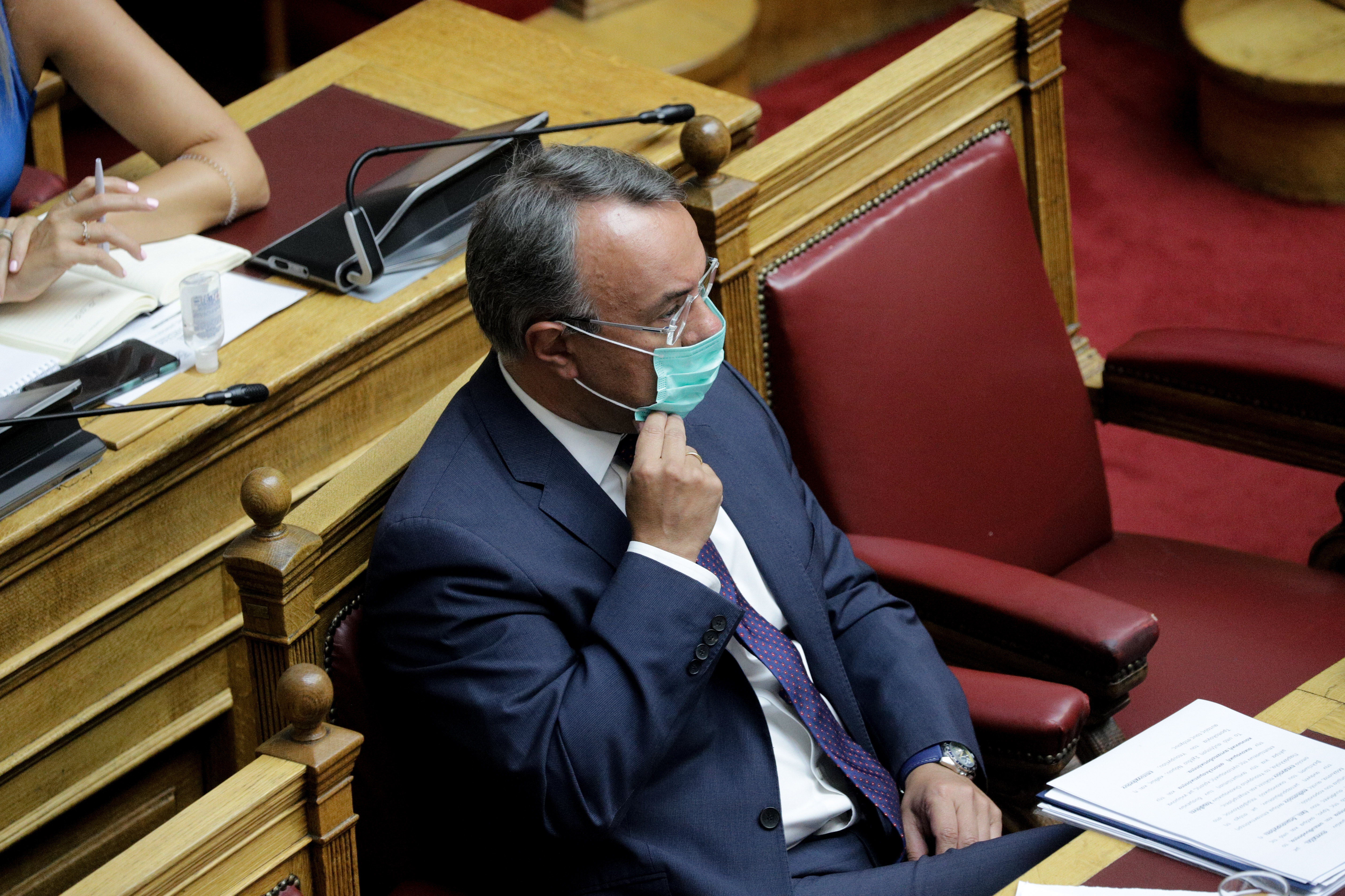 vouli8.jpg vouli8.jpg