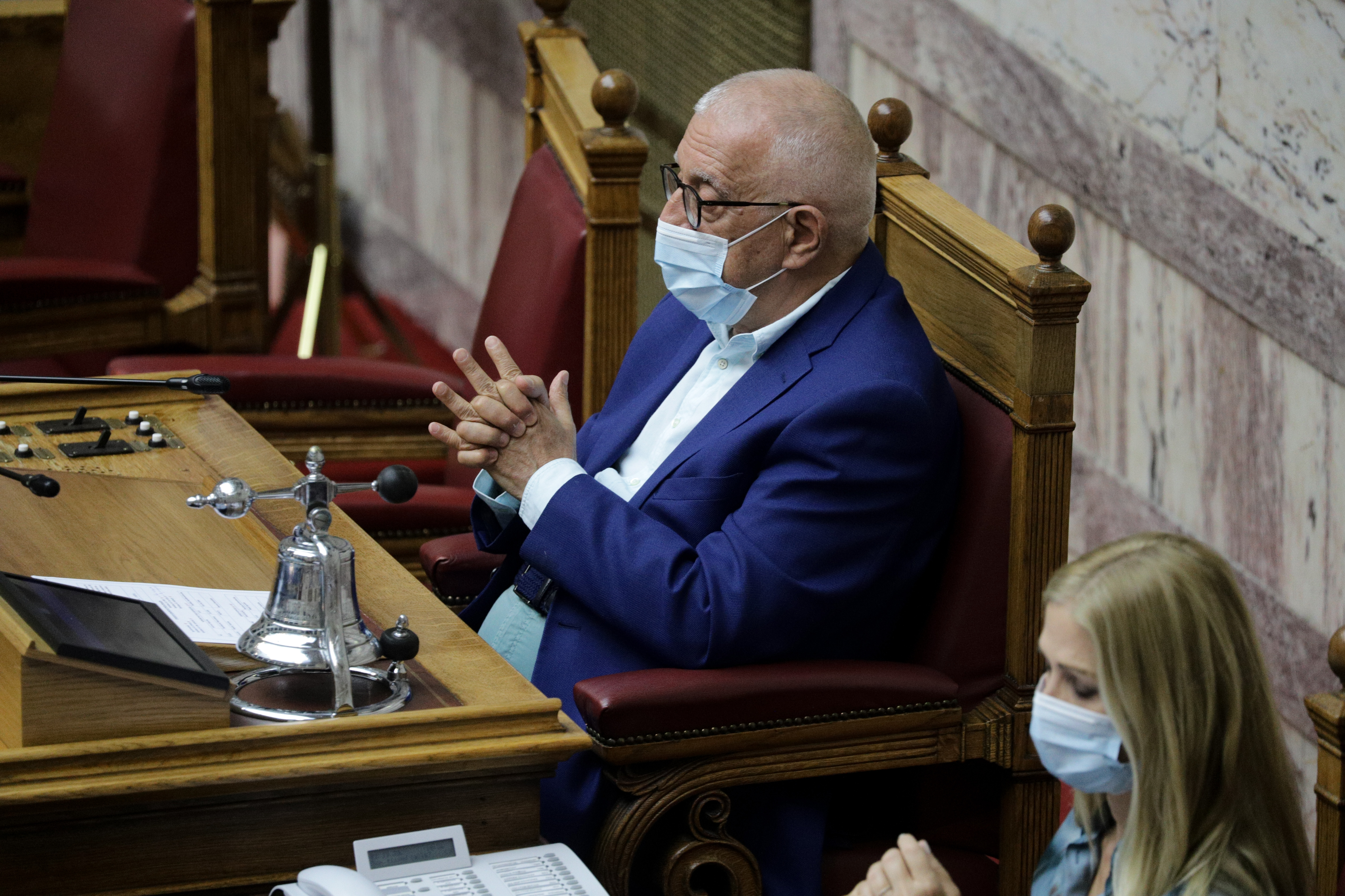 vouli9.jpg vouli9.jpg