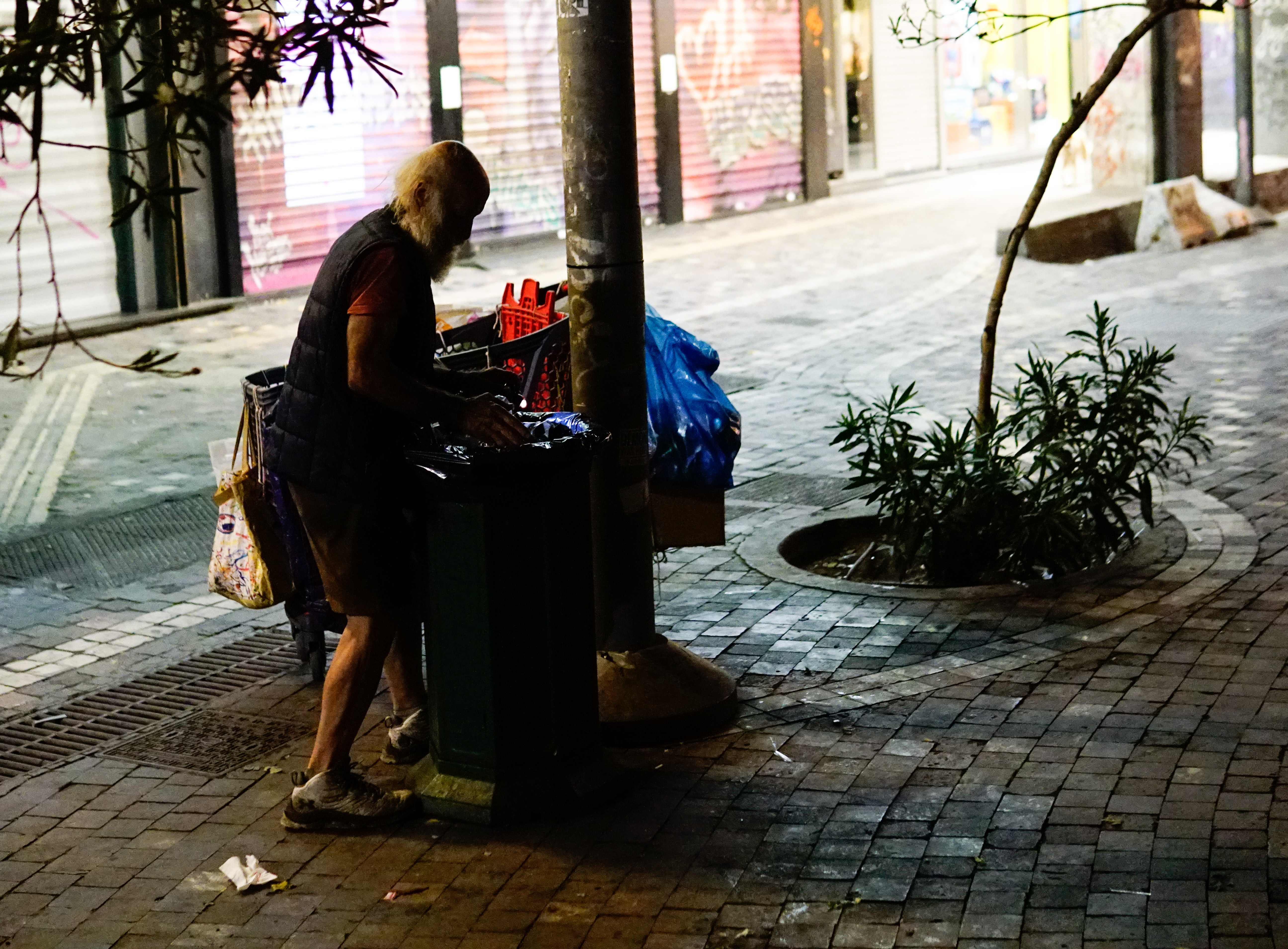 ilikiwmenos-athina.jpg ηλικιωμένος, Αθήνα