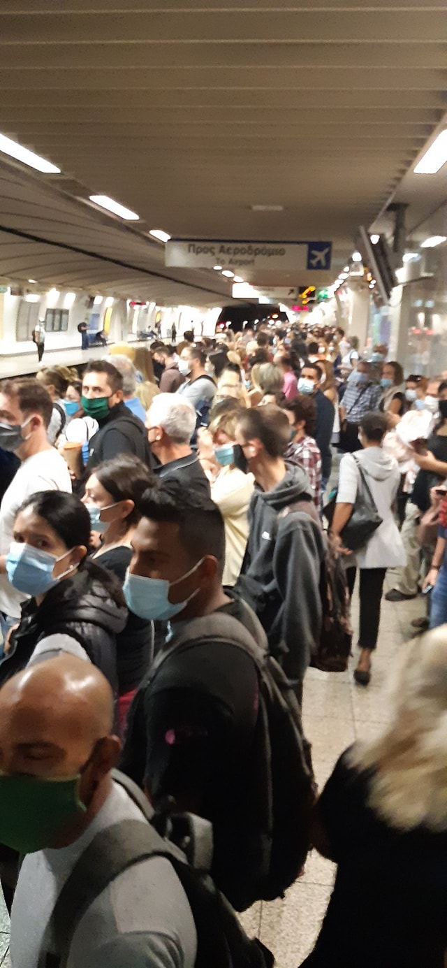 metro-syntagma-koronoios2.jpg metro-syntagma-koronoios2.jpg