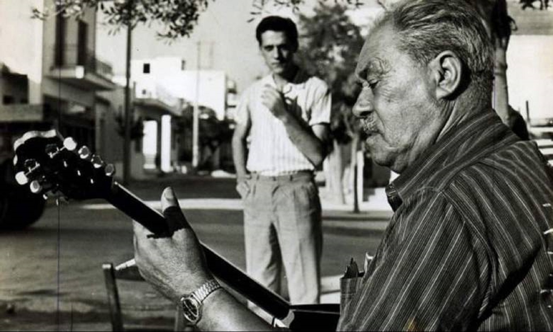 vamvakaris2.jpg vamvakaris2.jpg