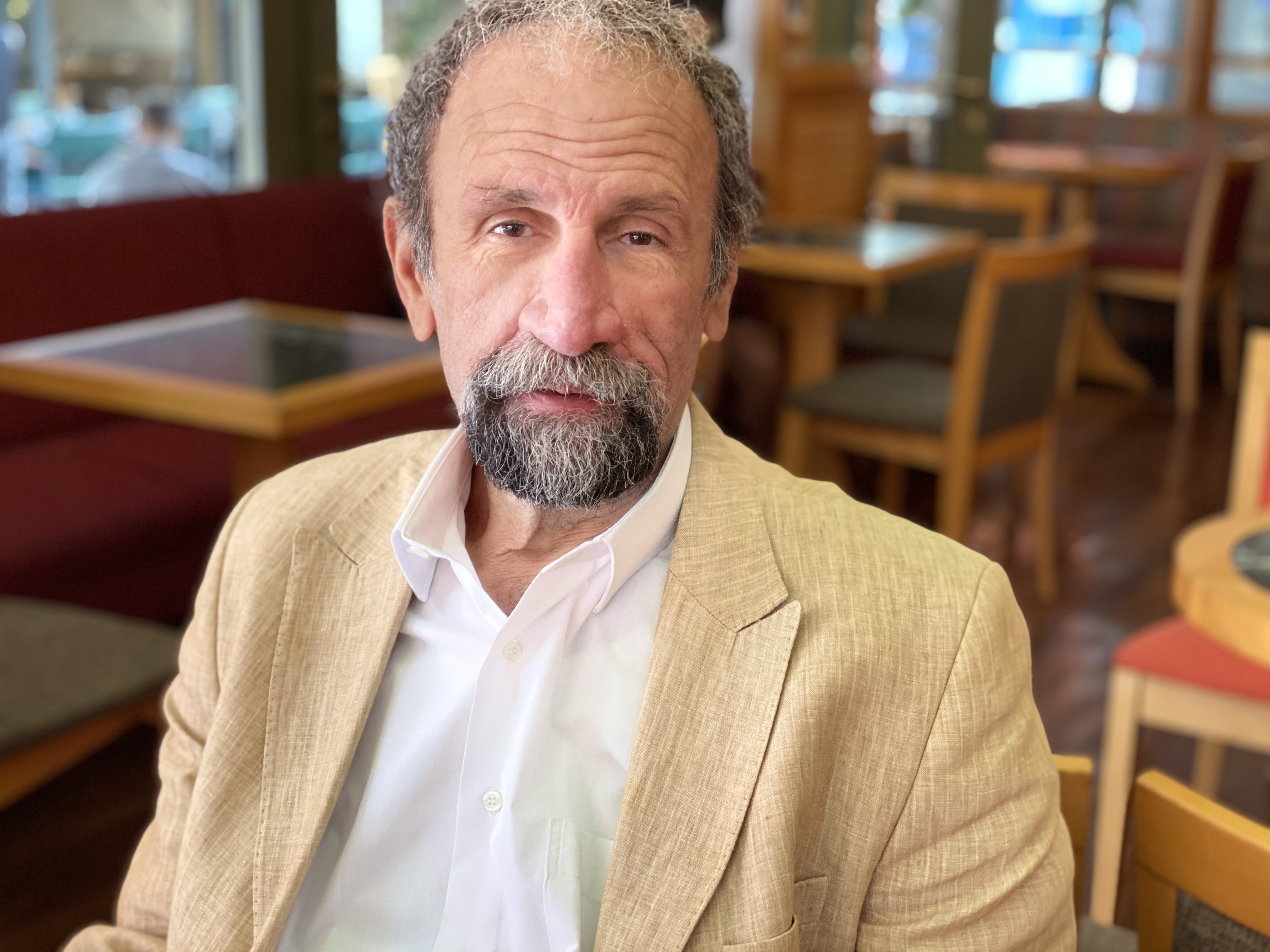 img-9669.jpg img-9669.jpg