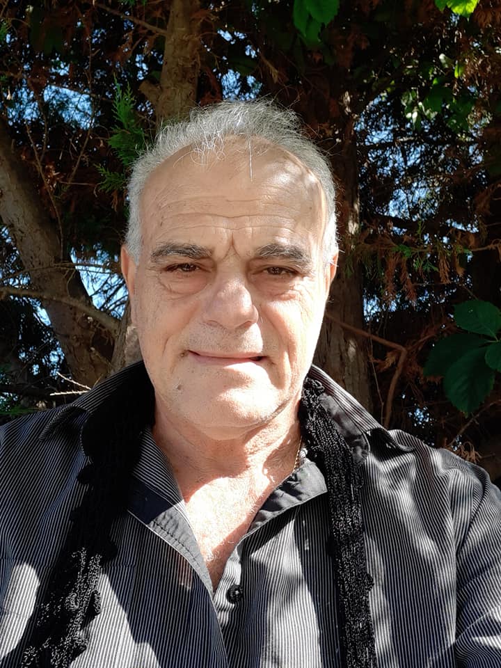 rolakis.jpg rolakis.jpg