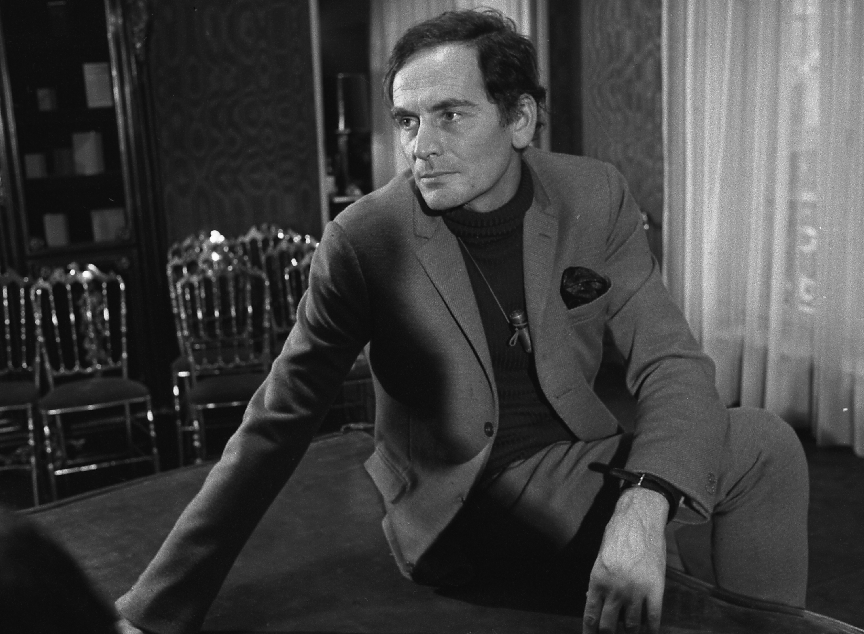 ap_6701140144.jpg Πιερ Καρντεν