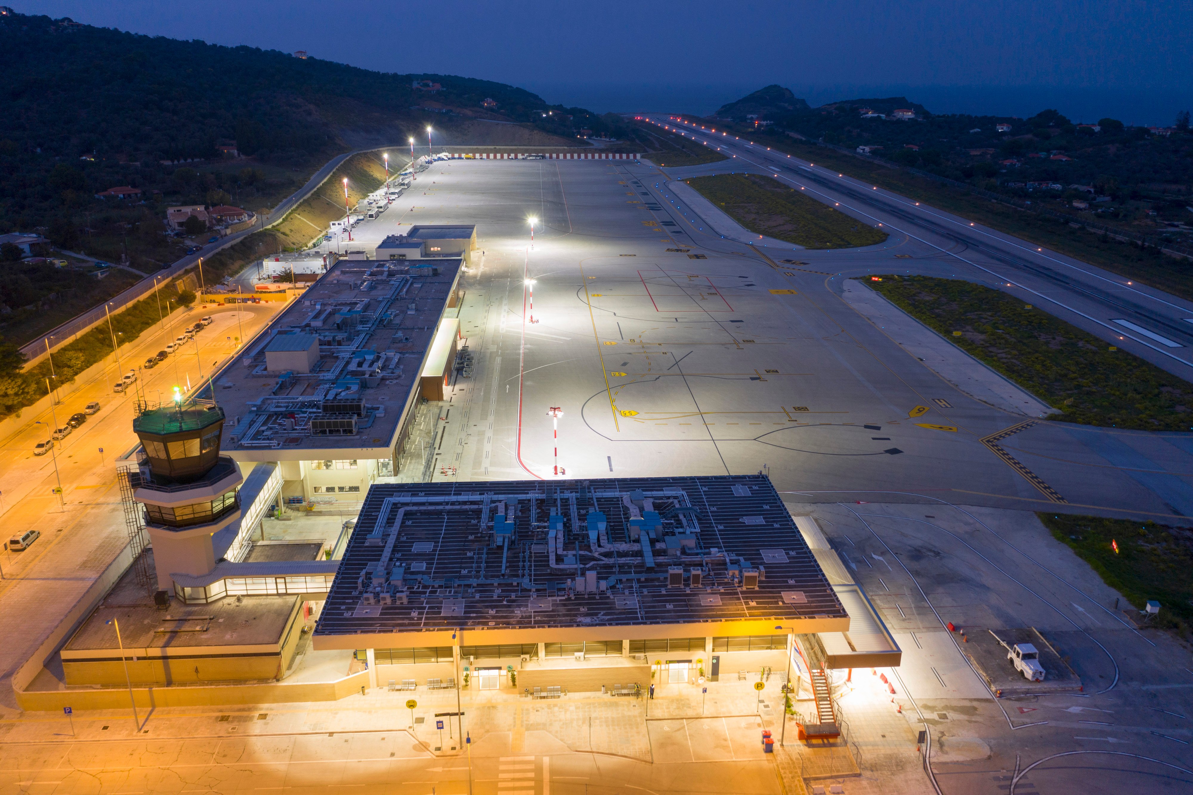 Φωτοσήμανση στο αεροδρόμιο Σκιάθου